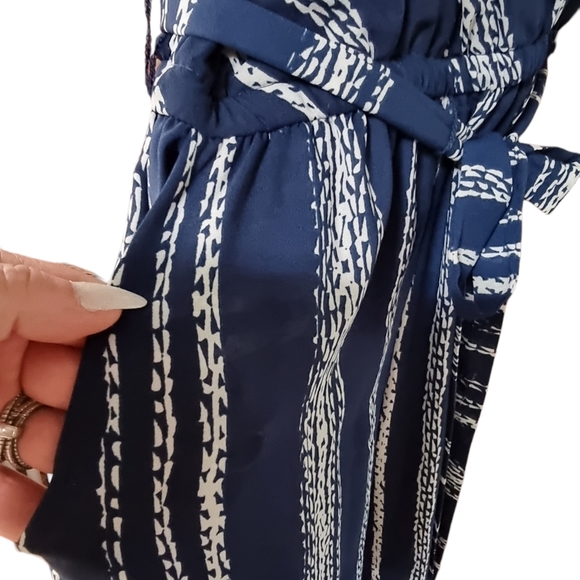 Luxology Palazzo Pantsuit - Picture 4 of 14